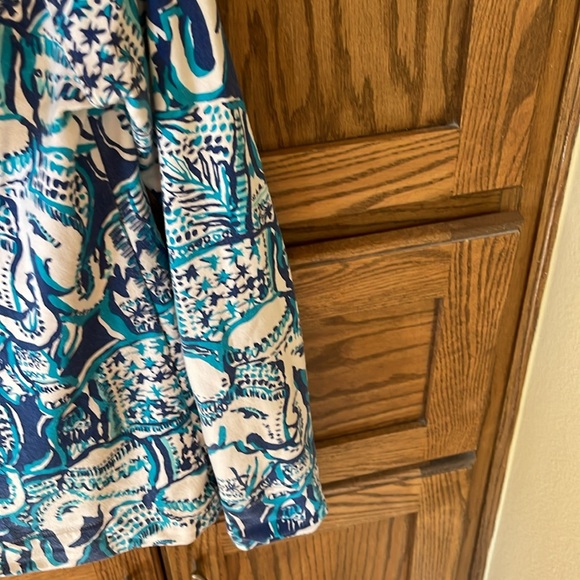 Lilly Pulitzer Luxletic Hooded Skipper Popover in Keep On Truckin Elephant XS - Picture 10 of 11